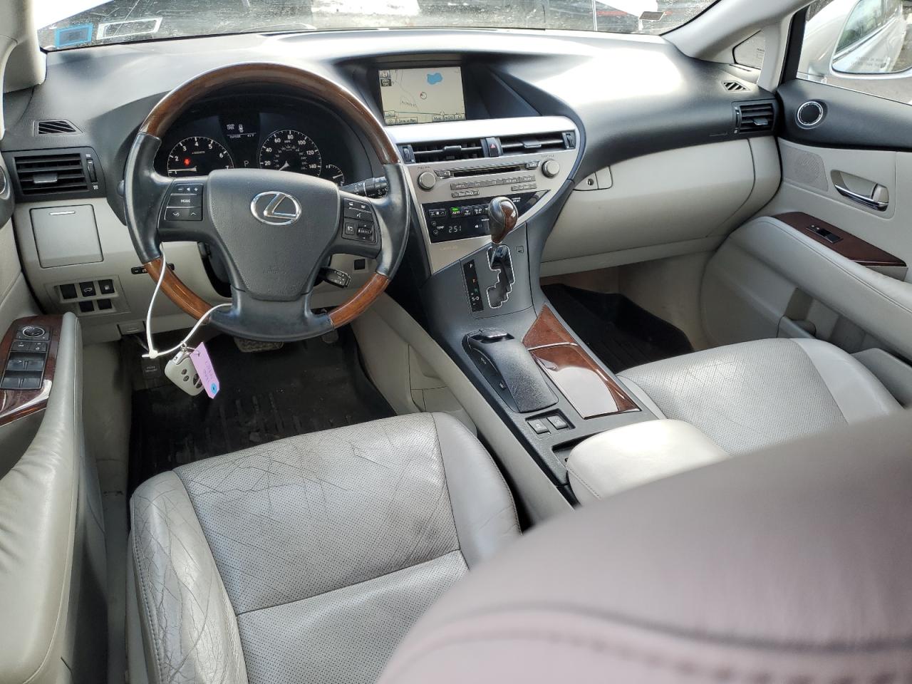 2010 Lexus RX - Image 8