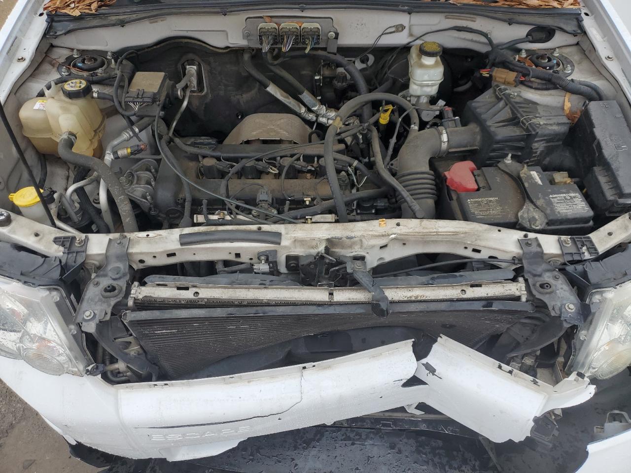 2008 Ford Escape - Image 11