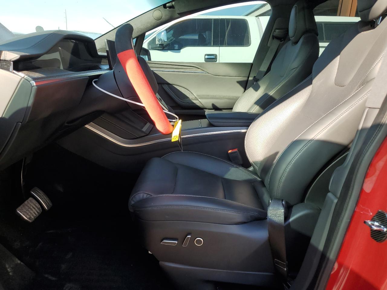 2023 Tesla Model X VIN: 7SAXCBE61PF376574 Lot: 43059865