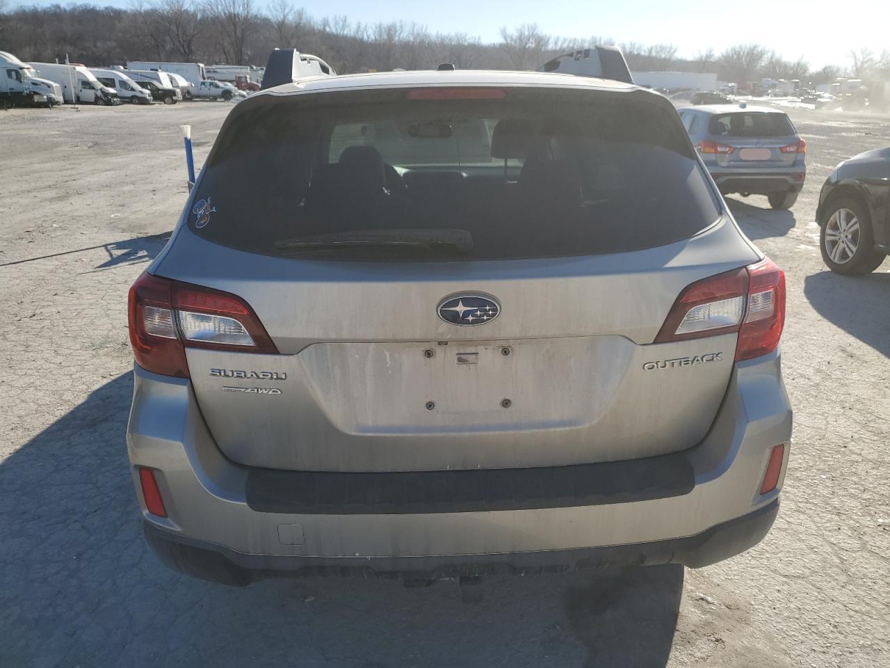 2015 Subaru Outback - Image 6