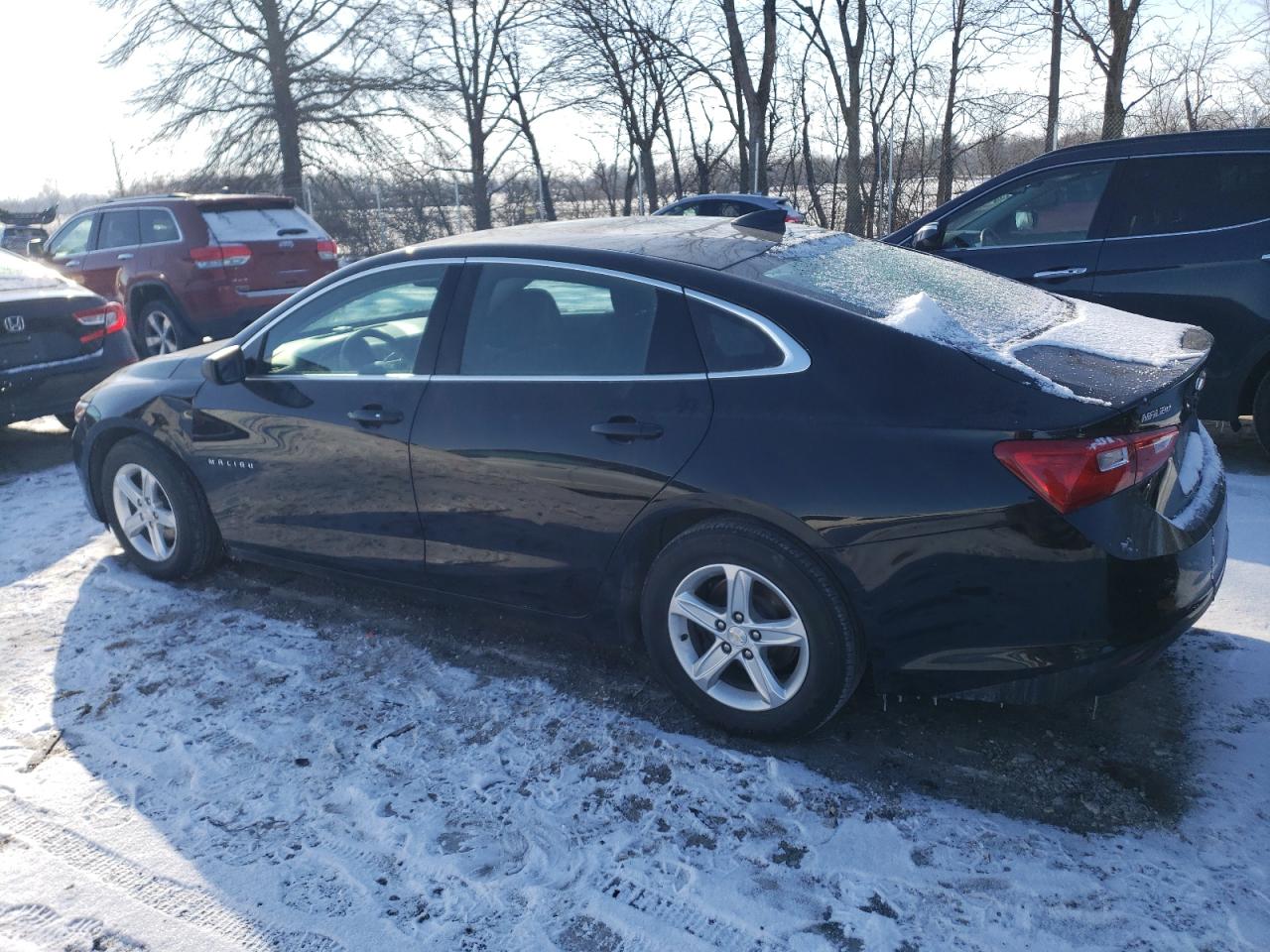 2022 Chevrolet Malibu - Image 2