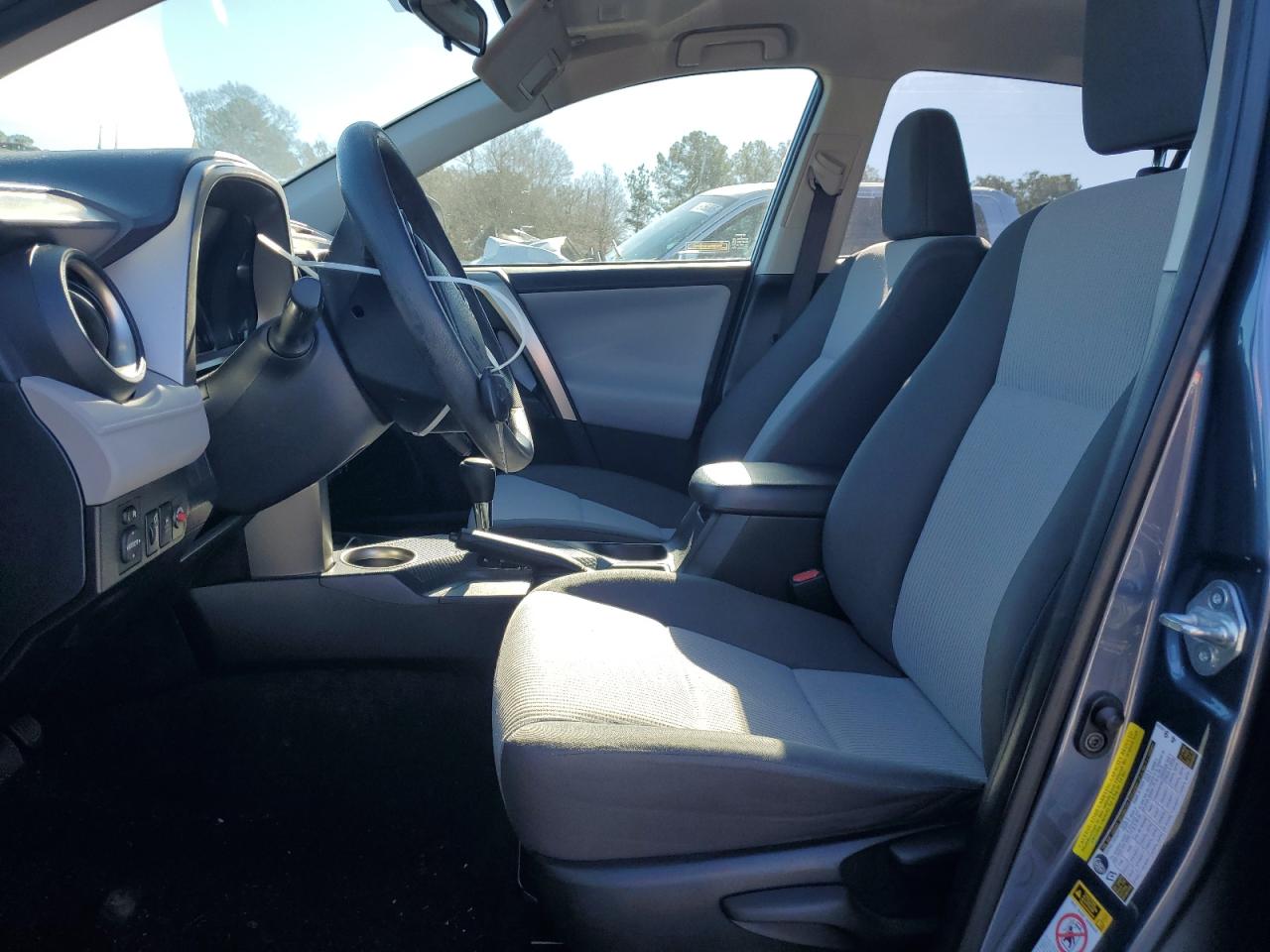 2014 Toyota RAV 4 - Image 7