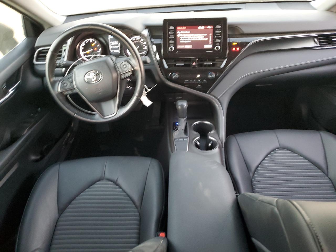 2022 Toyota Camry - Image 8