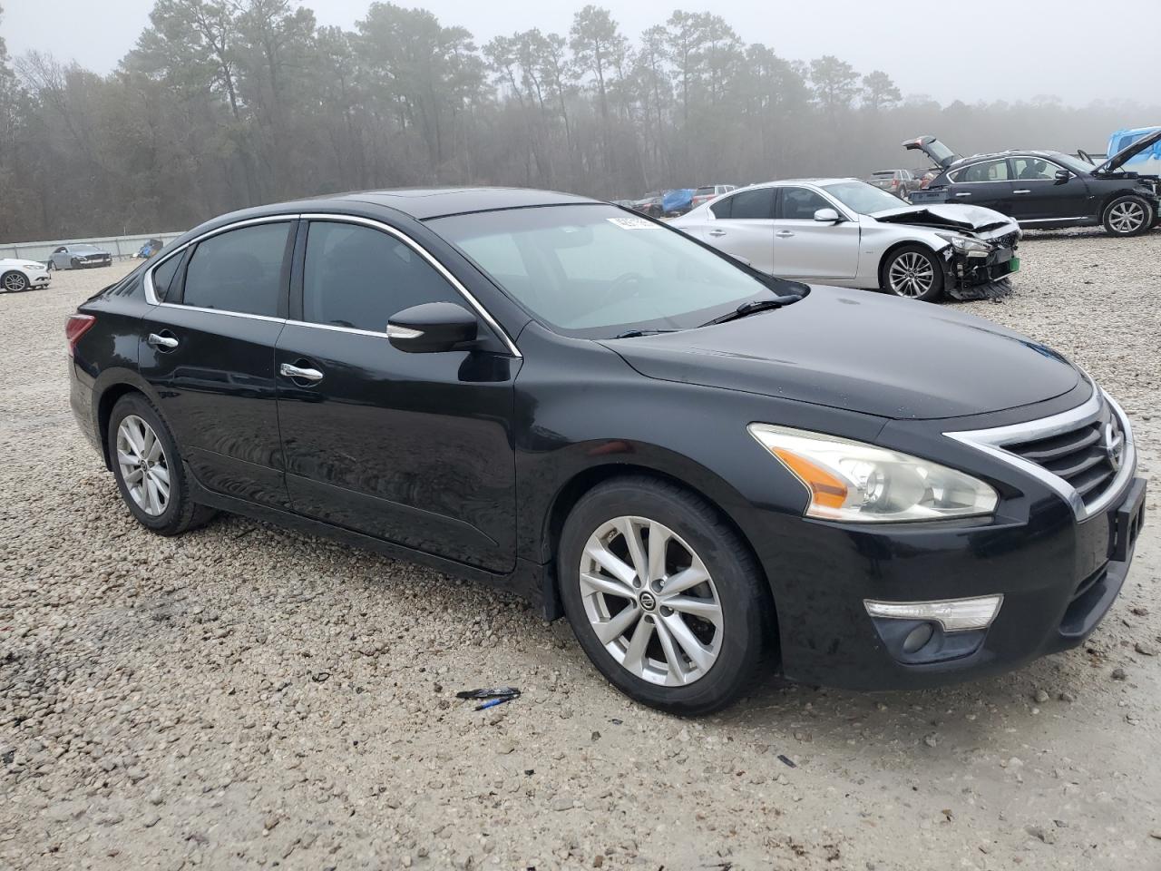 2014 Nissan Altima - Image 4