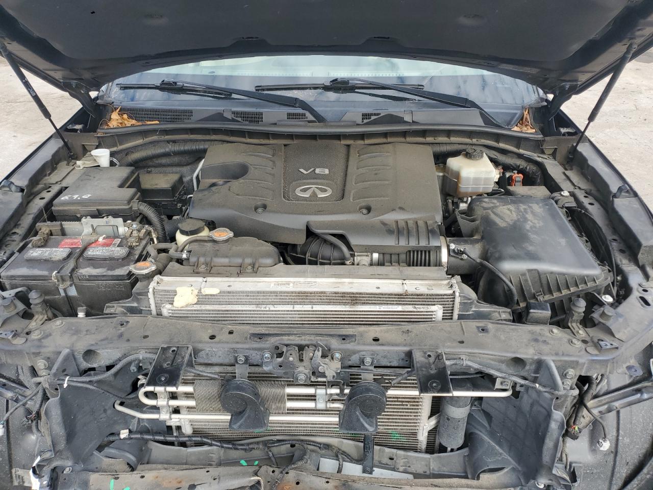 2015 Infiniti QX80 - Image 14