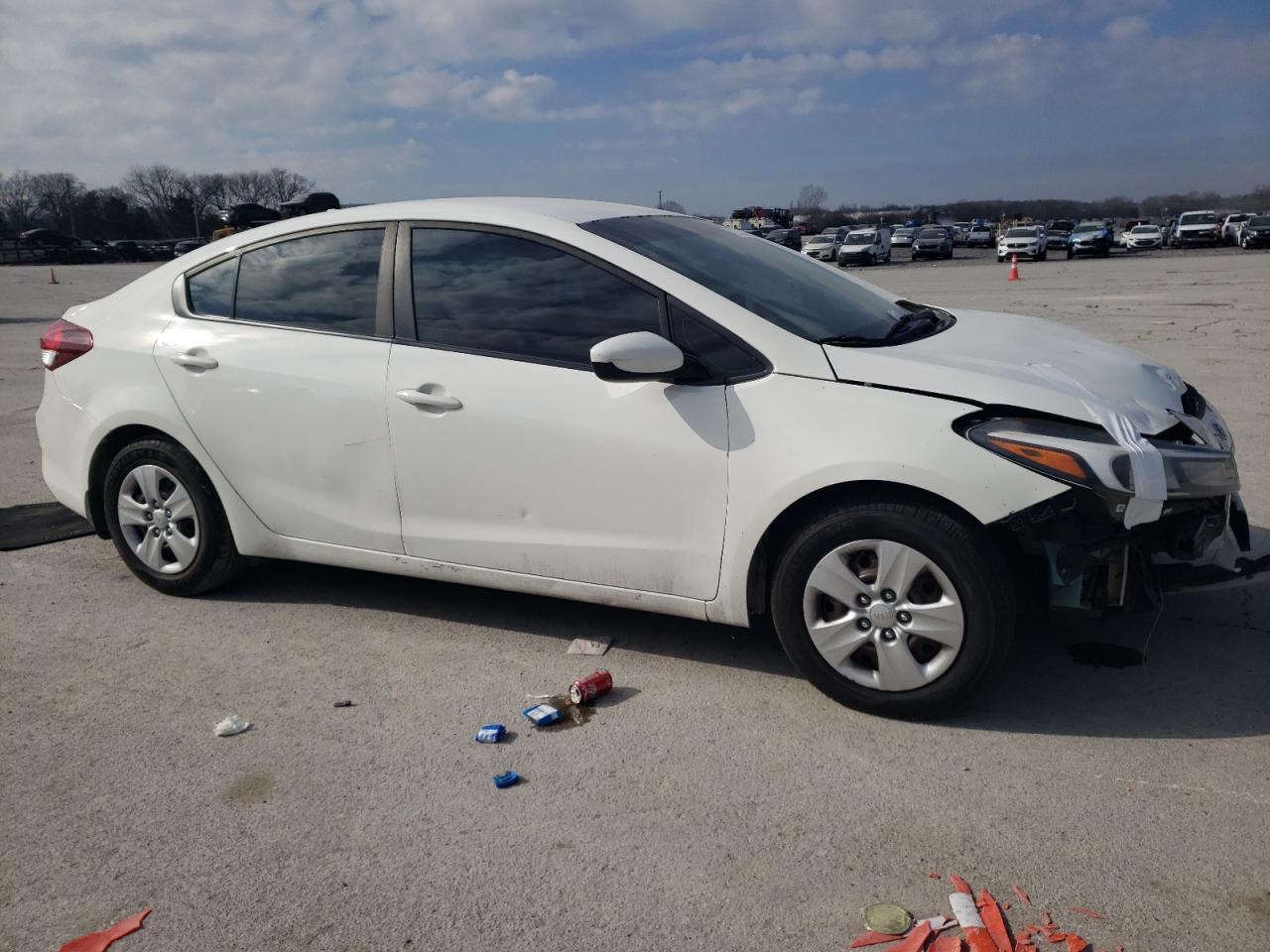 2017 Kia Forte - Image 4