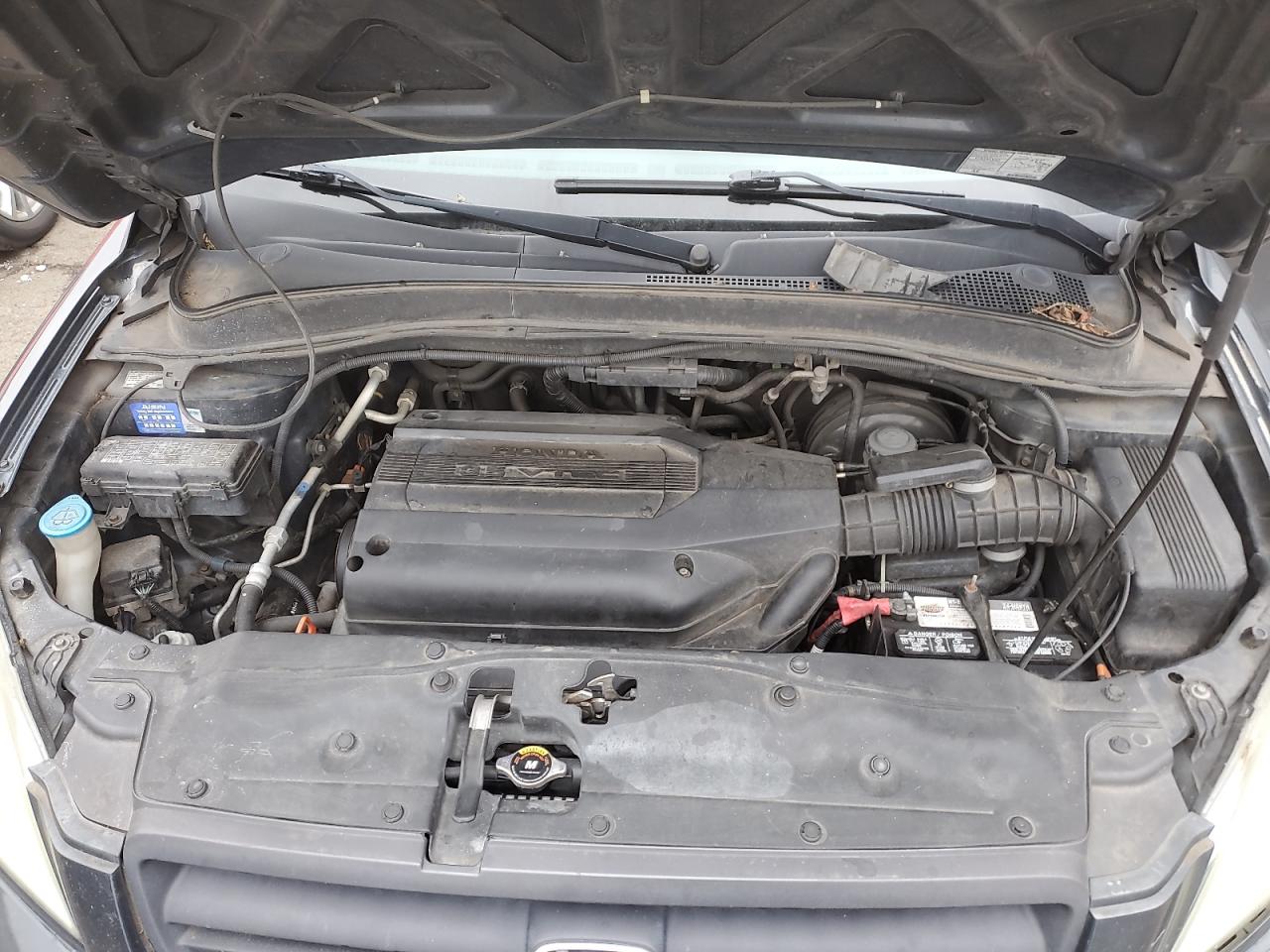 2004 Honda Pilot - Image 11