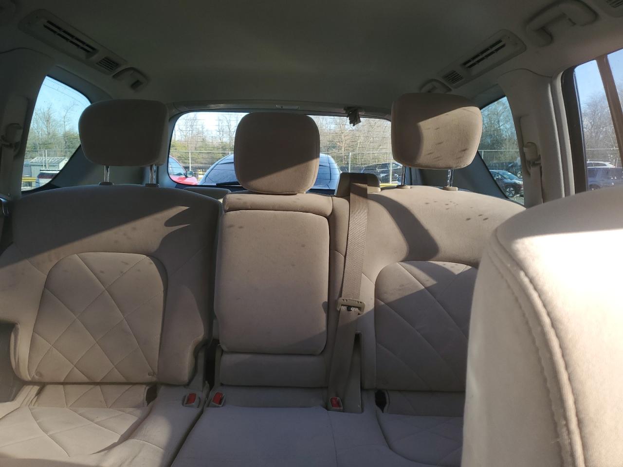 2018 Nissan Armada - Image 10