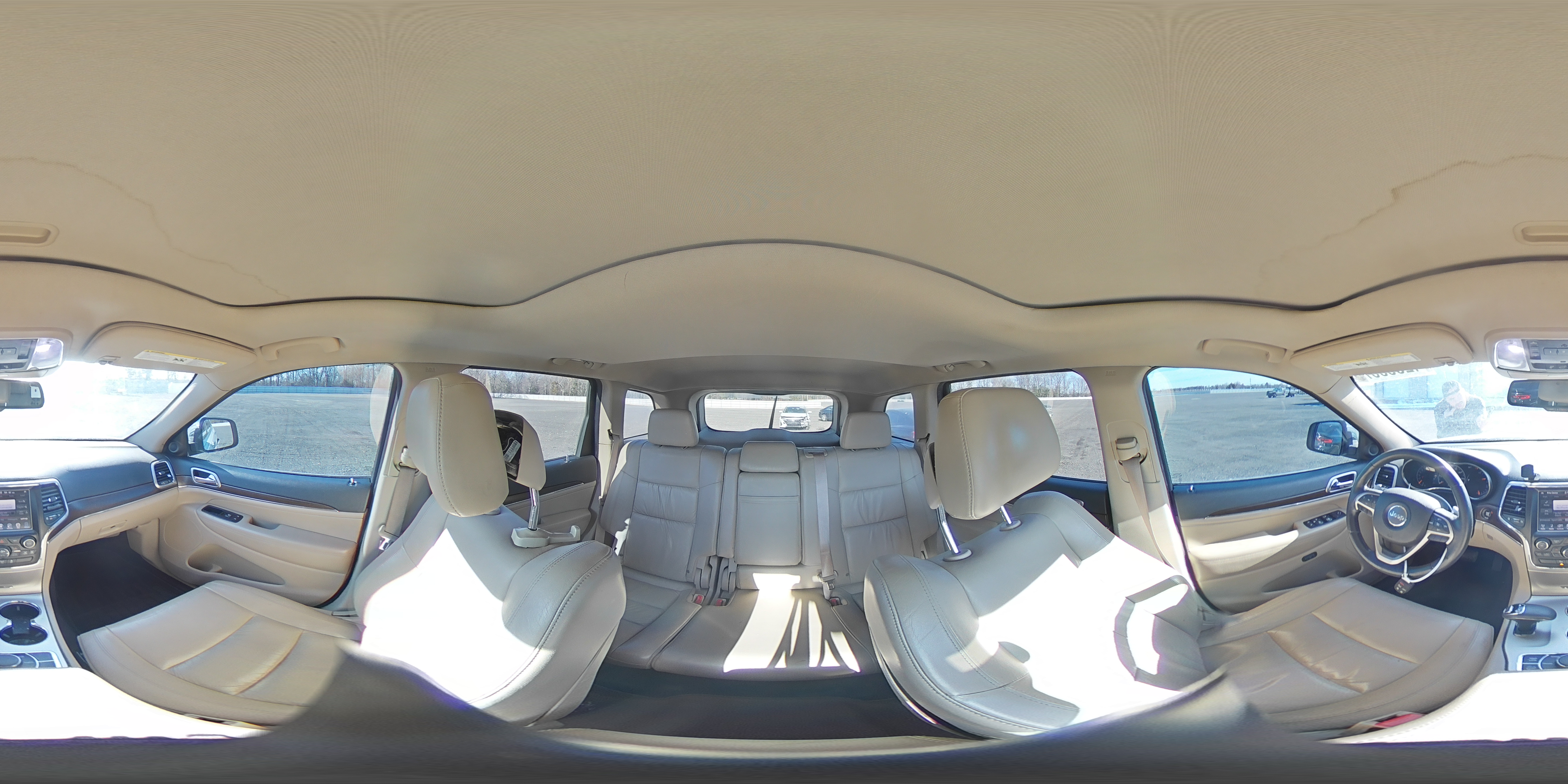 2015 Jeep Grand Cherokee - Image 14