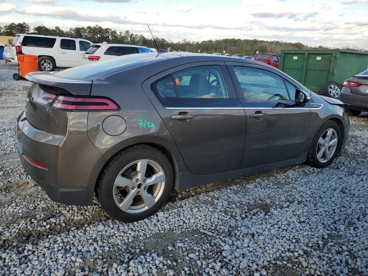 2014 Chevrolet Volt - Image 3