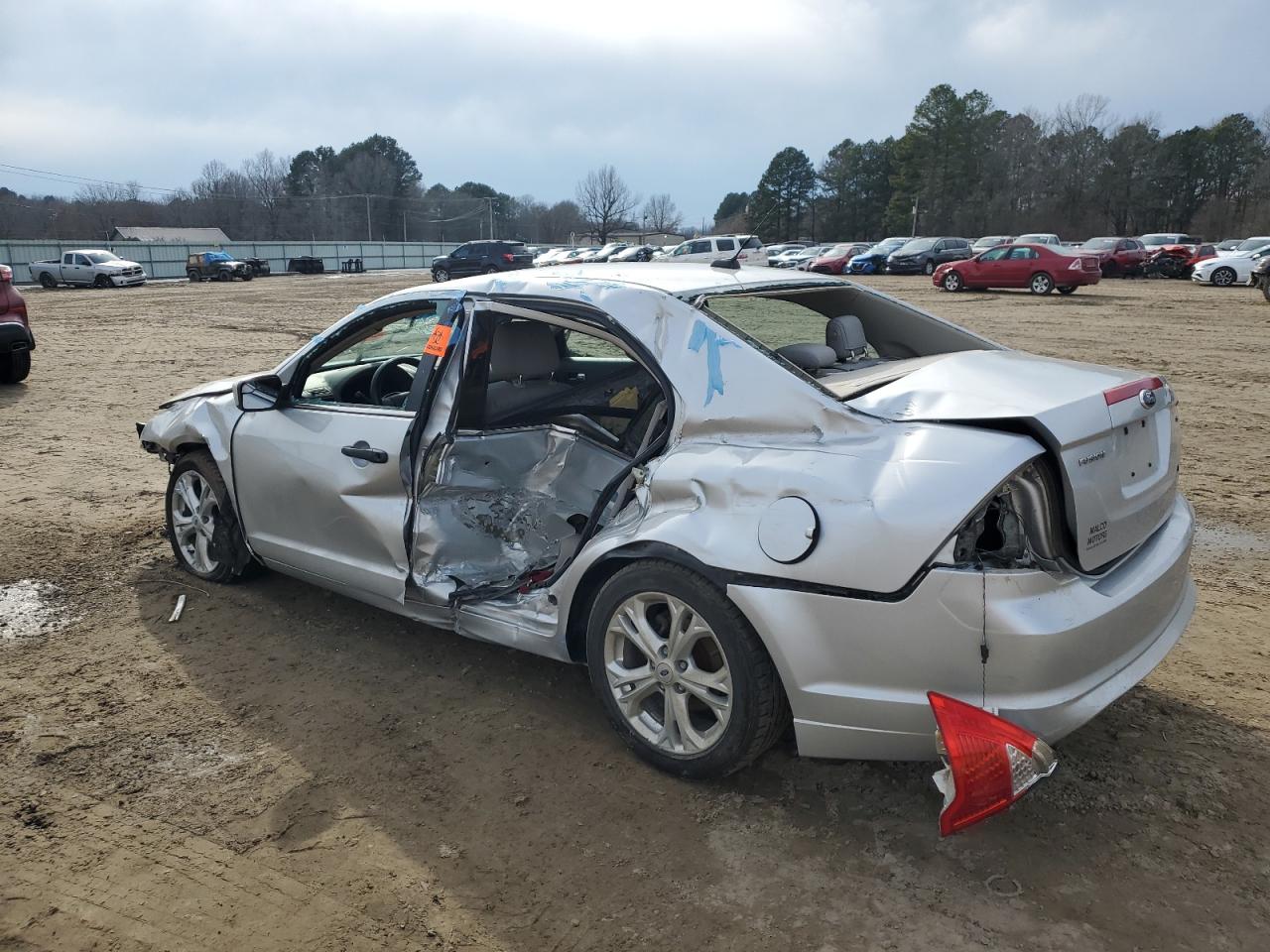 2012 Ford Fusion - Image 2