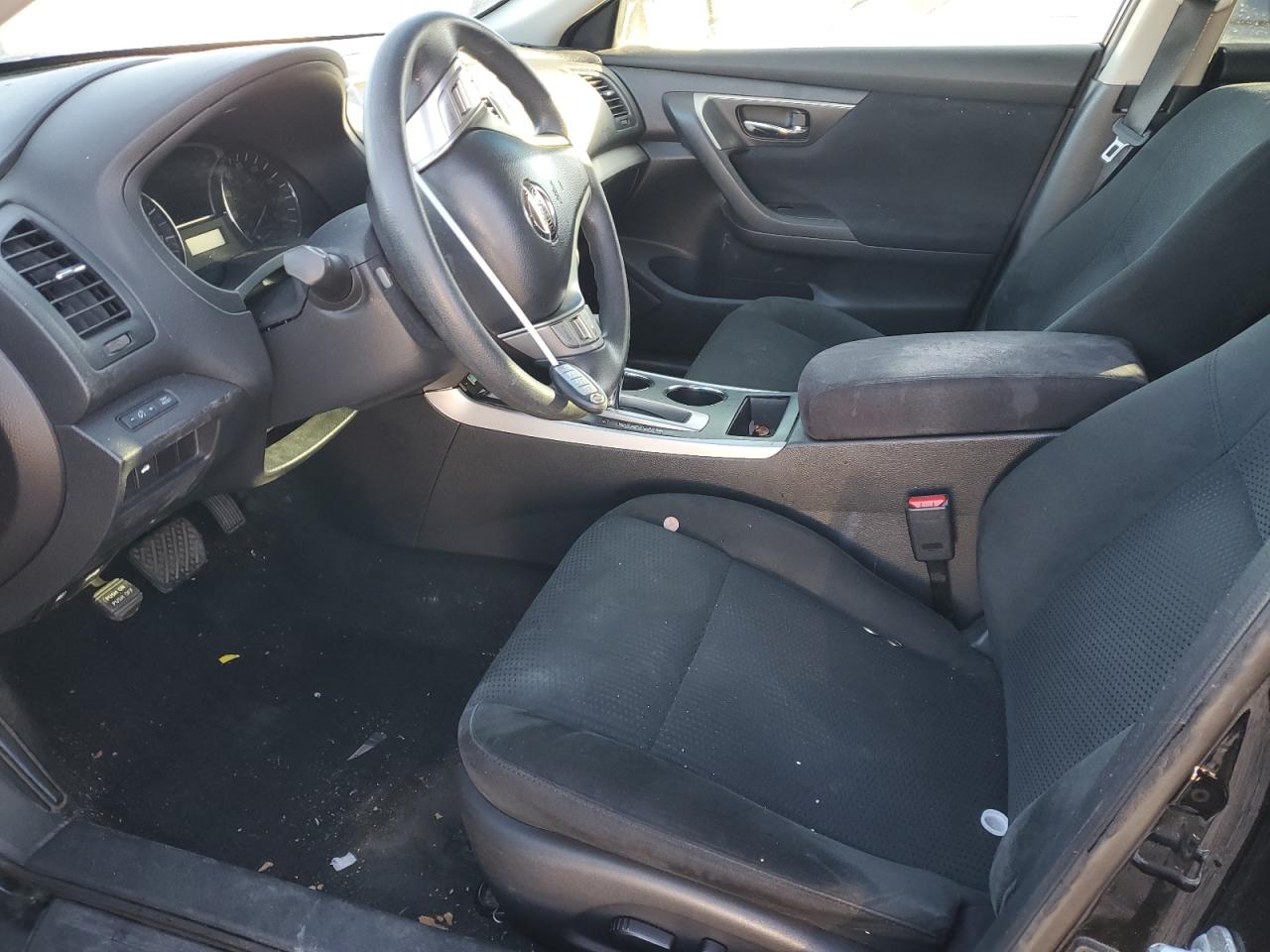 2015 Nissan Altima - Image 7
