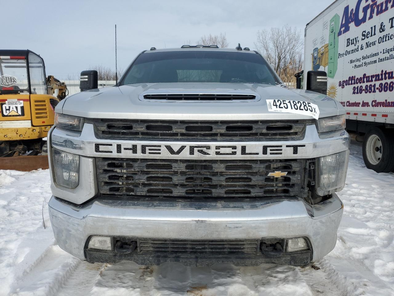 2022 Chevrolet Silverado - Image 5
