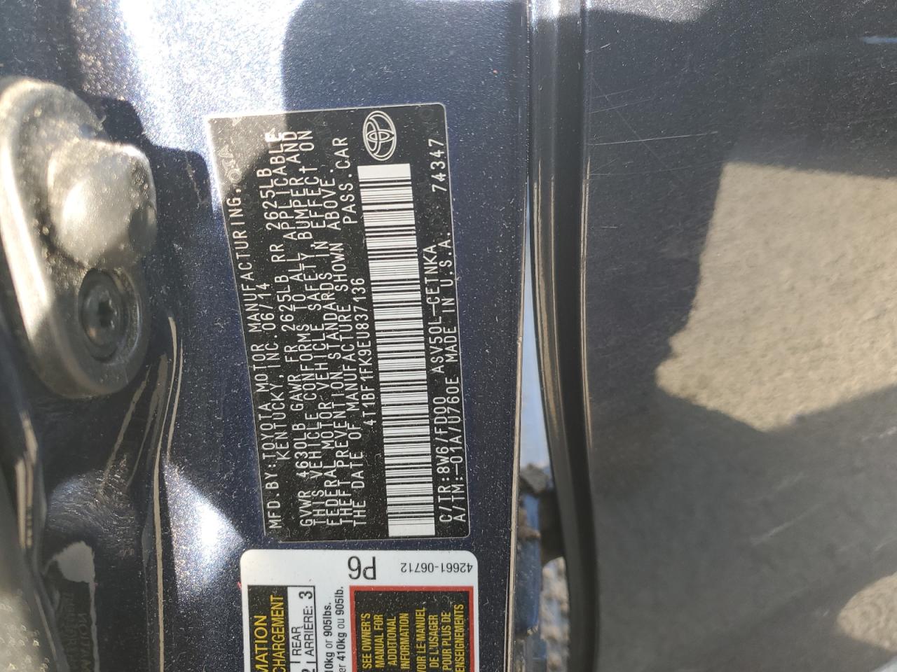 2014 Toyota Camry - Image 12