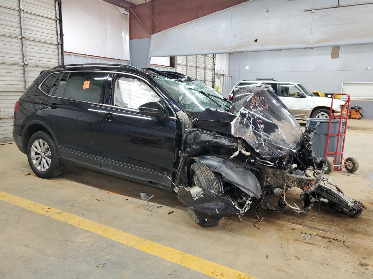 2019 Volkswagen Tiguan - Image 4