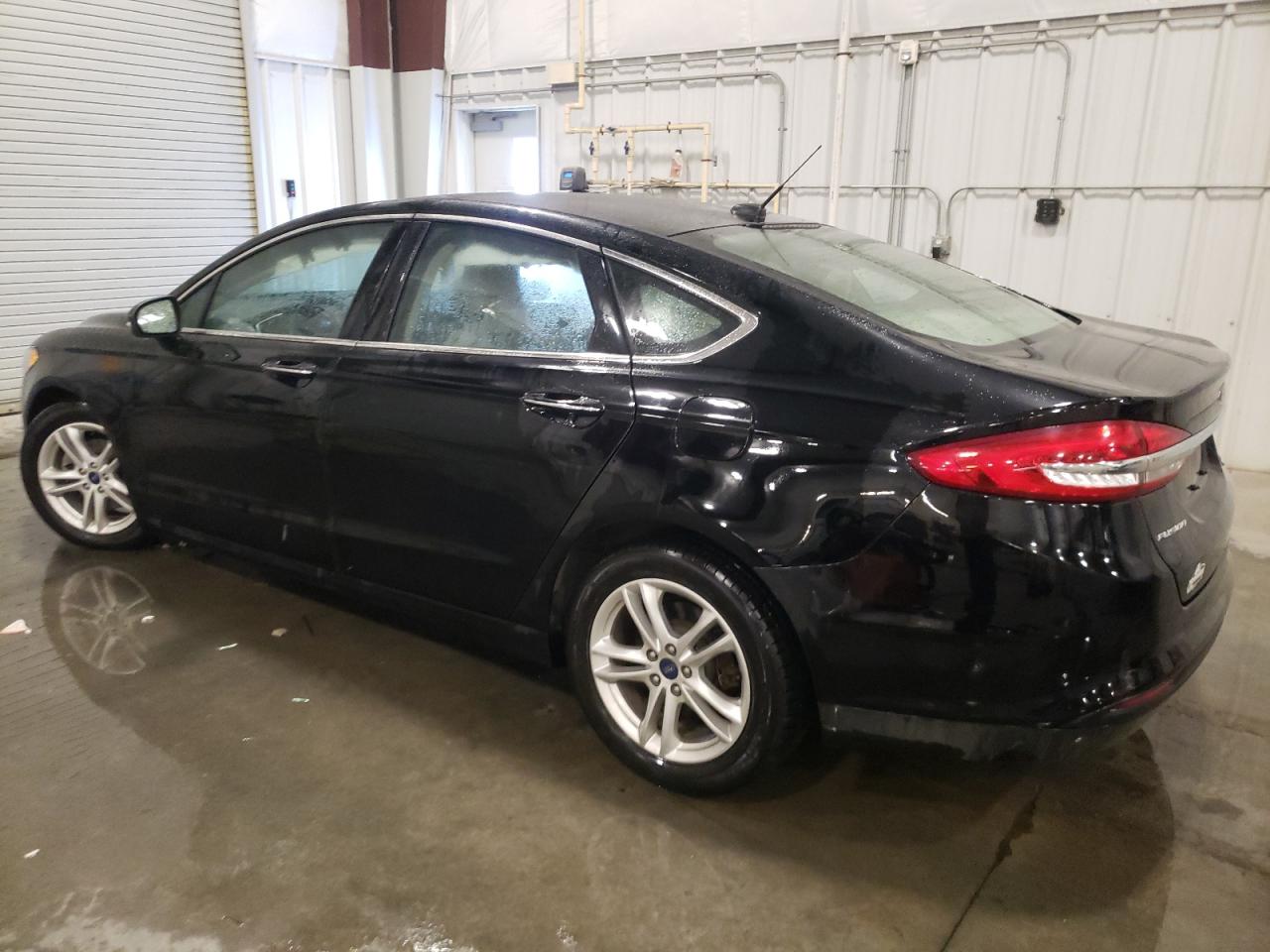 2018 Ford Fusion - Image 2