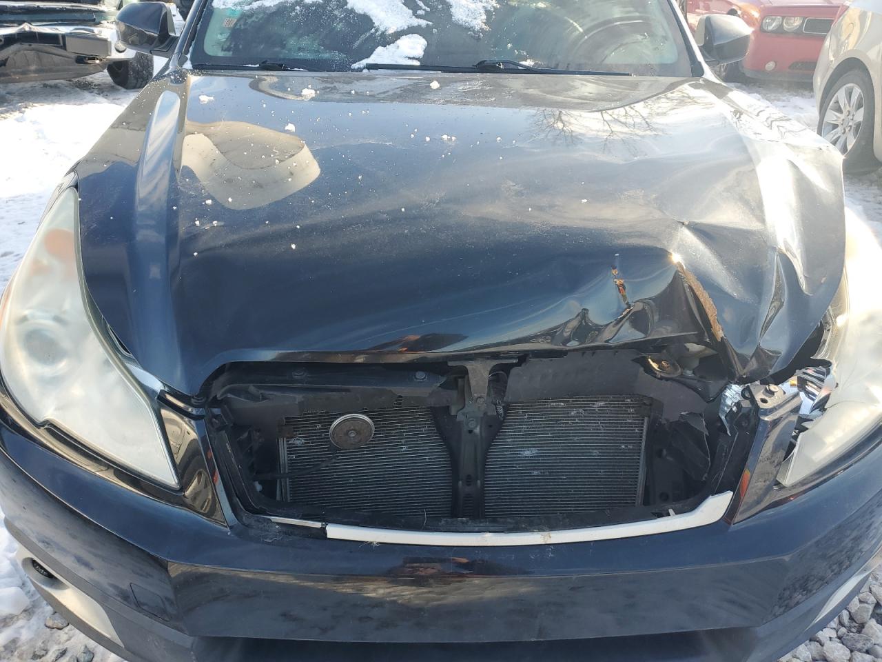 2012 Subaru Outback - Image 12