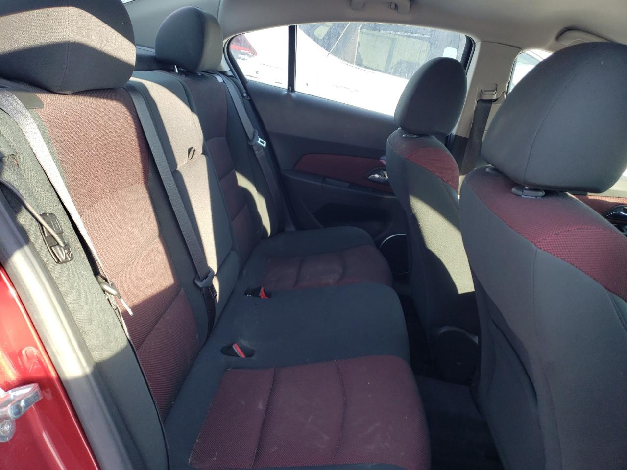 2012 Chevrolet Cruze - Image 10
