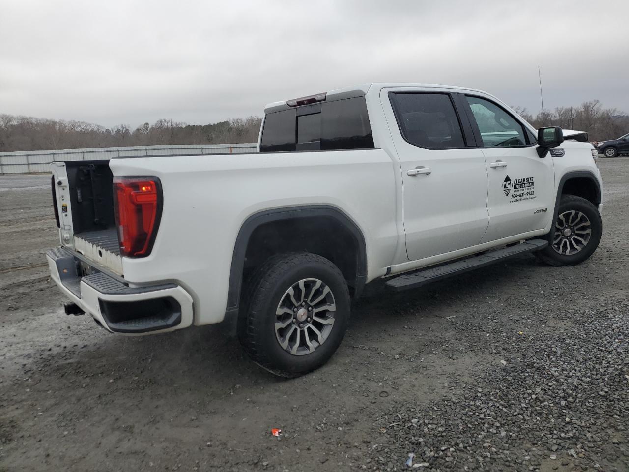2019 GMC Sierra - Image 3