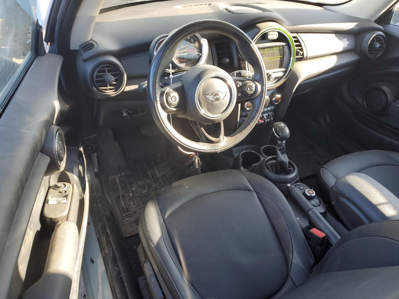2018 MINI Cooper - Image 8