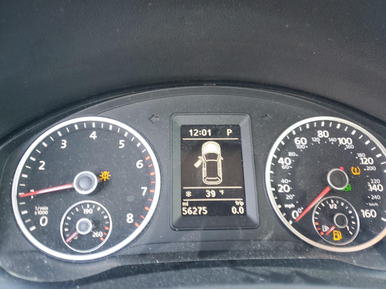 2018 Volkswagen Tiguan - Image 9