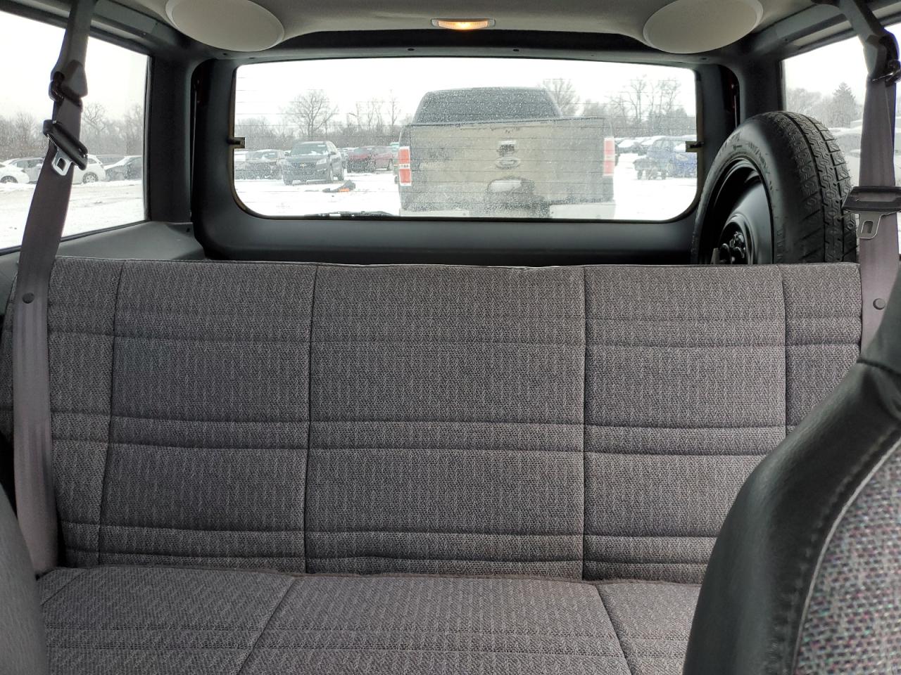 2001 Jeep Cherokee Sport VIN: 1J4FF48S61L586560 Lot: 87950165