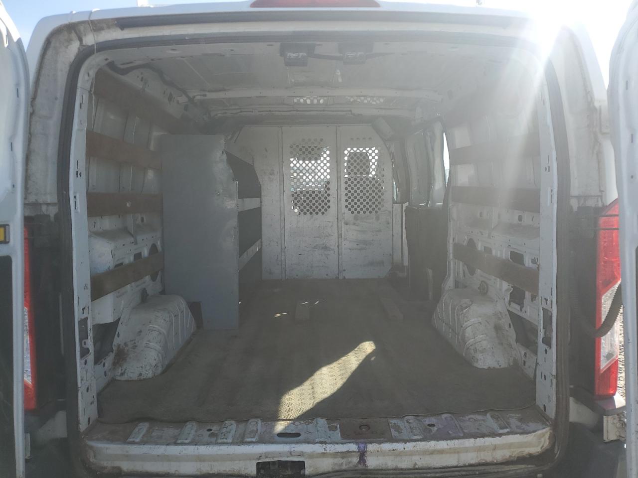2016 Ford Transit - Image 10