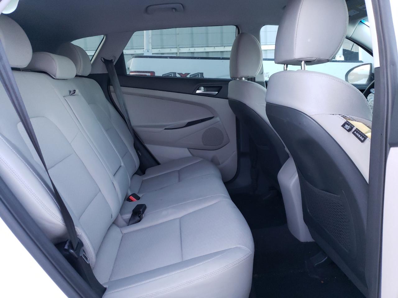 2020 Hyundai Tucson - Image 12