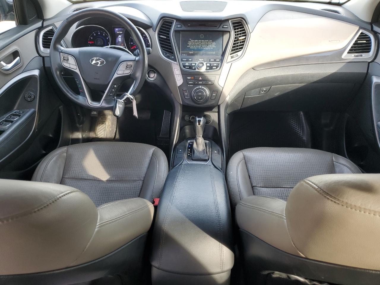 2013 Hyundai Santa Fe - Image 8