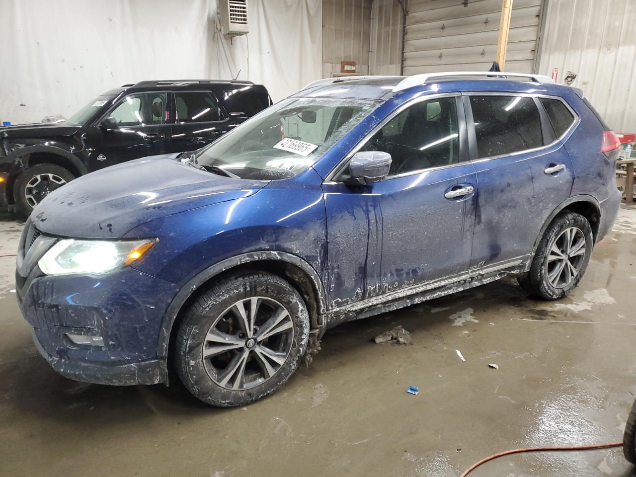 2017 Nissan Rogue - Image 1