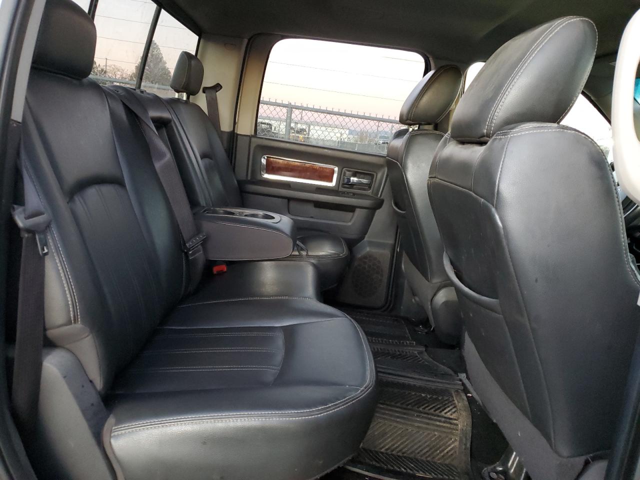 2010 Dodge RAM - Image 10