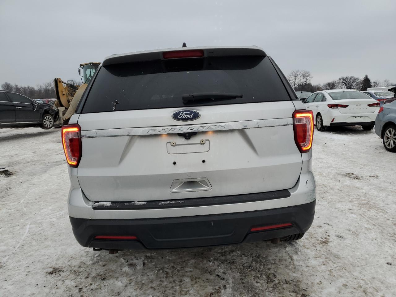 2018 Ford Explorer - Image 6