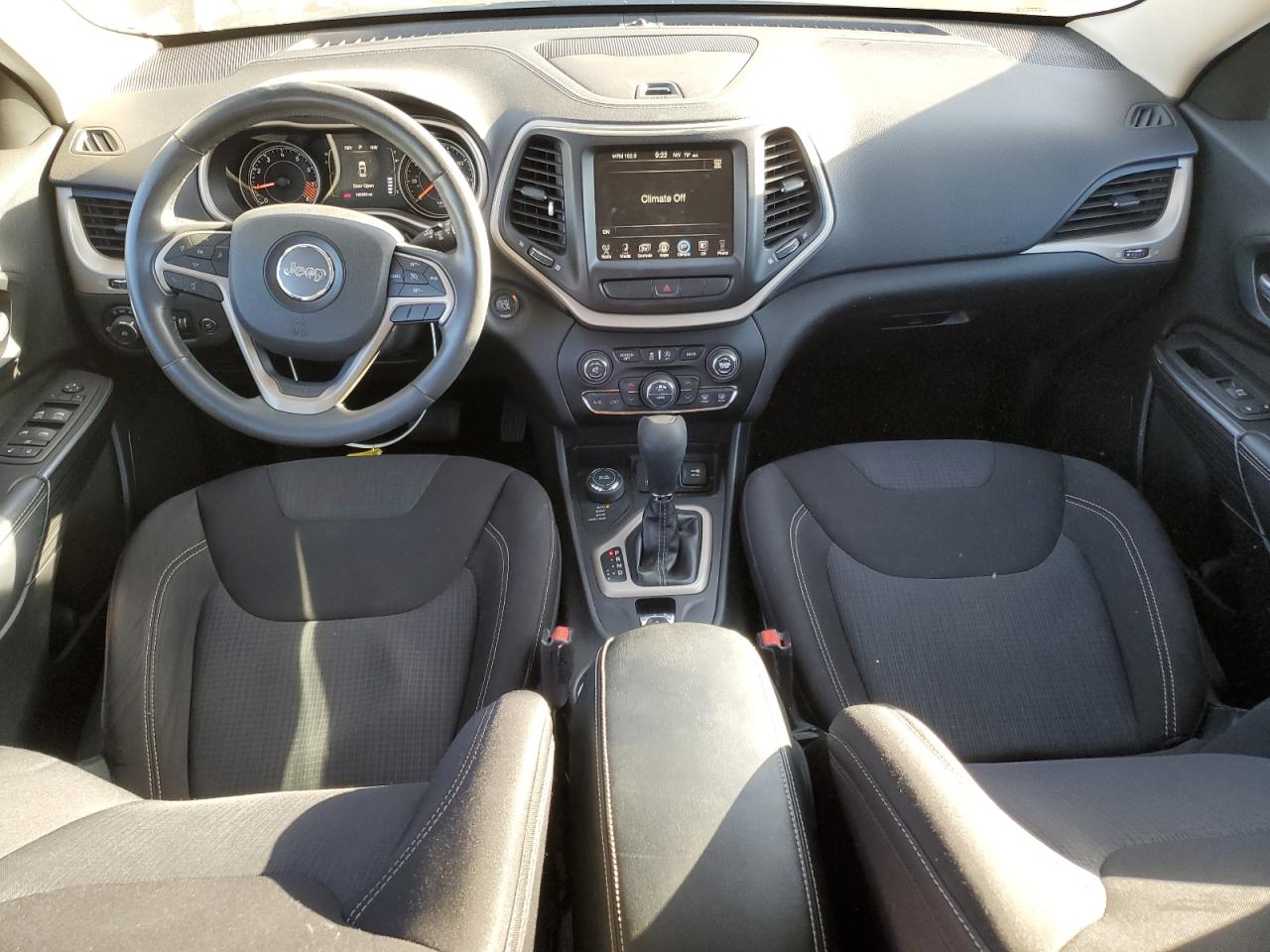 2015 Jeep Grand Cherokee - Image 8