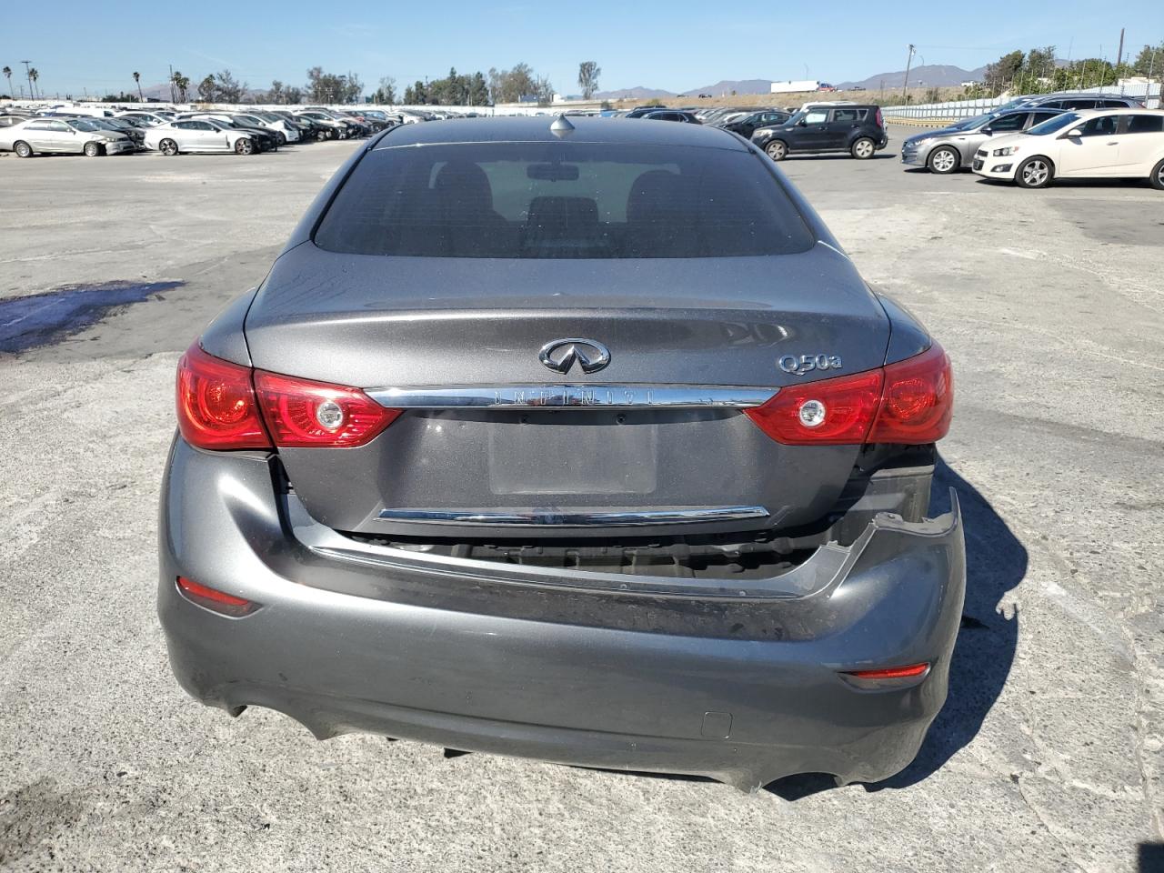 2015 Infiniti Q50 - Image 6