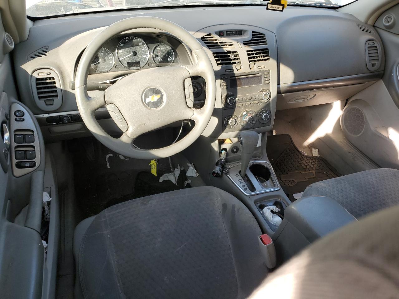 2007 Chevrolet Malibu - Image 8