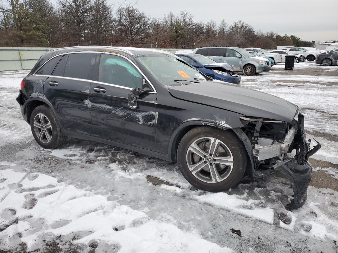 2017 Mercedes-Benz GLC - Image 4