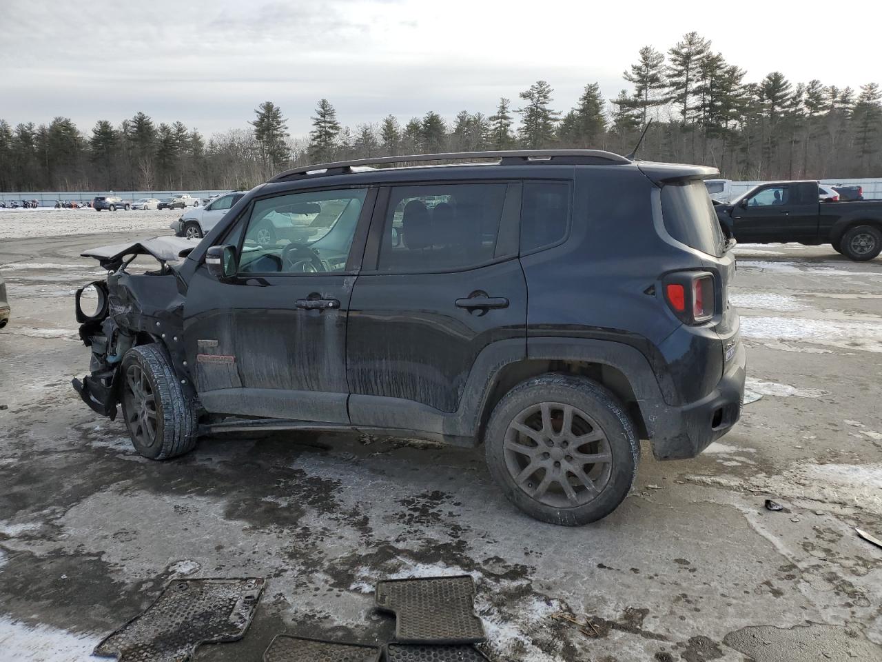 2016 Jeep Renegade - Image 2