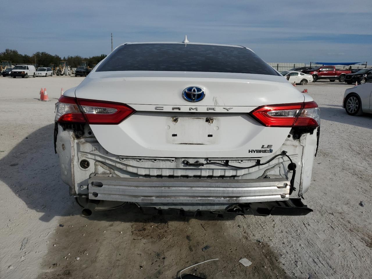 2020 Toyota Camry - Image 6