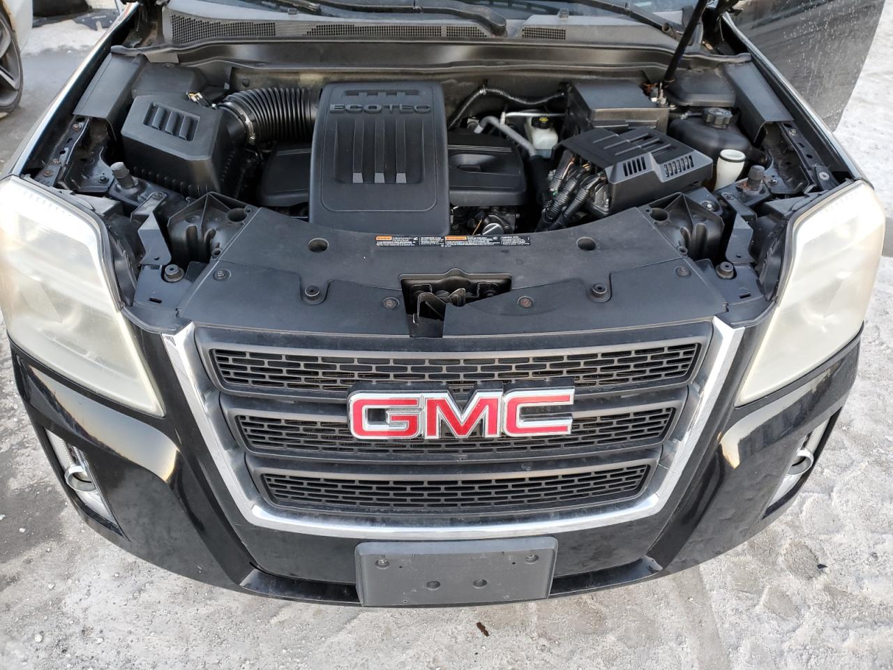 2011 GMC Terrain - Image 12