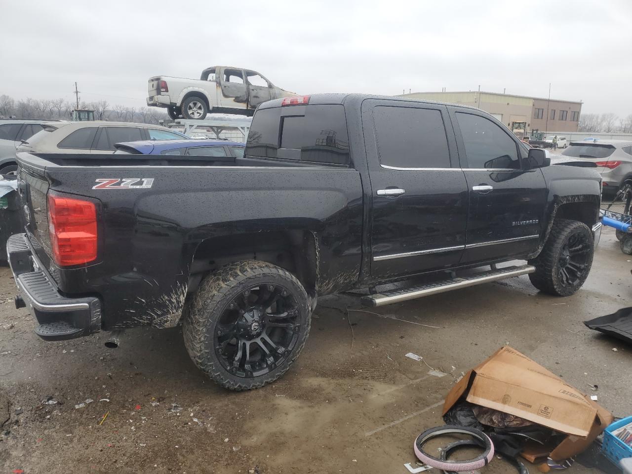 2015 Chevrolet Silverado - Image 3