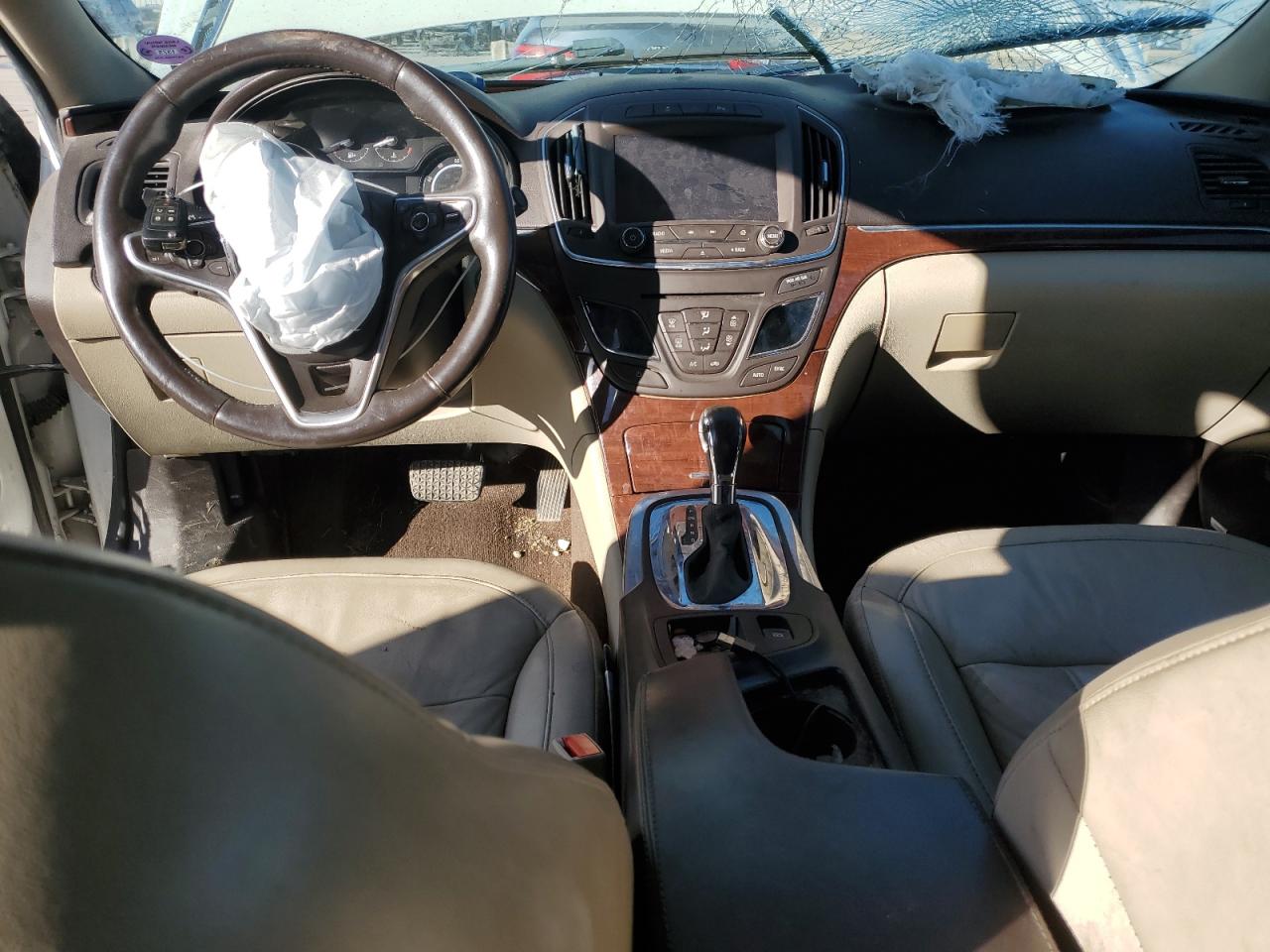 2016 Buick Regal - Image 8
