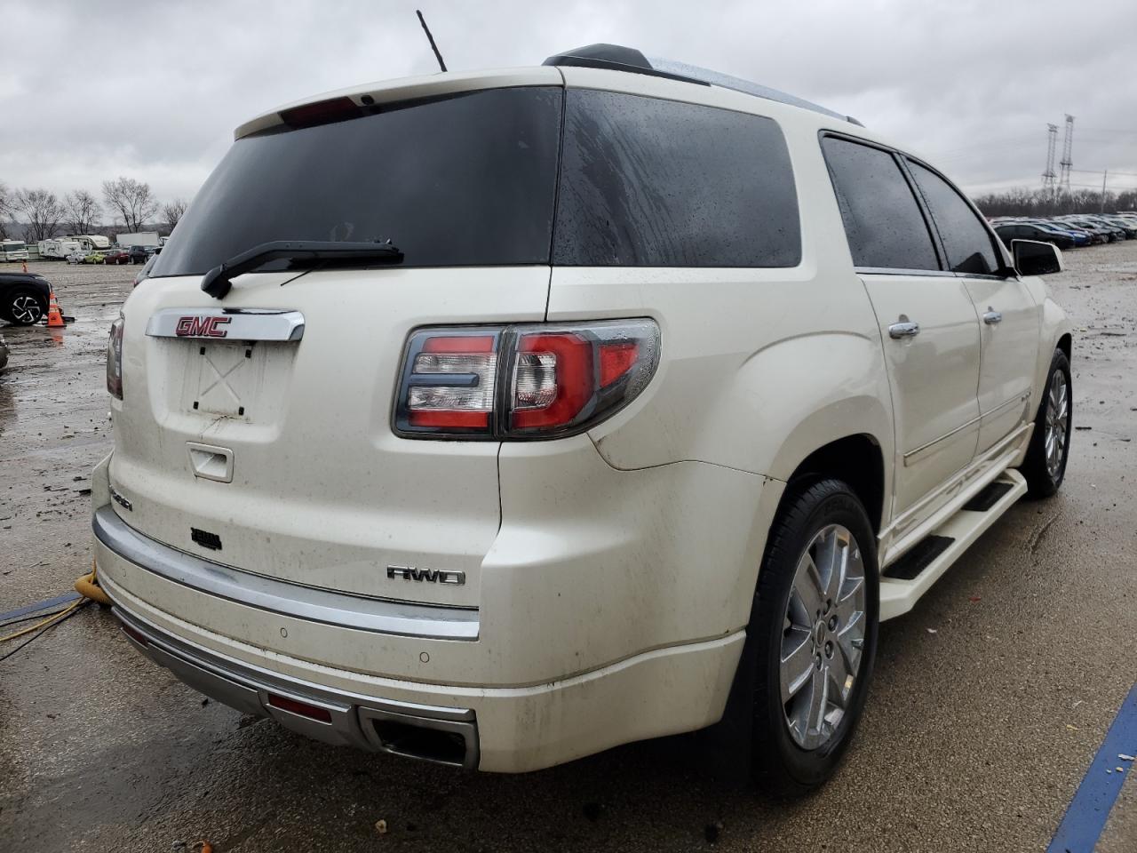 2014 GMC Acadia - Image 3