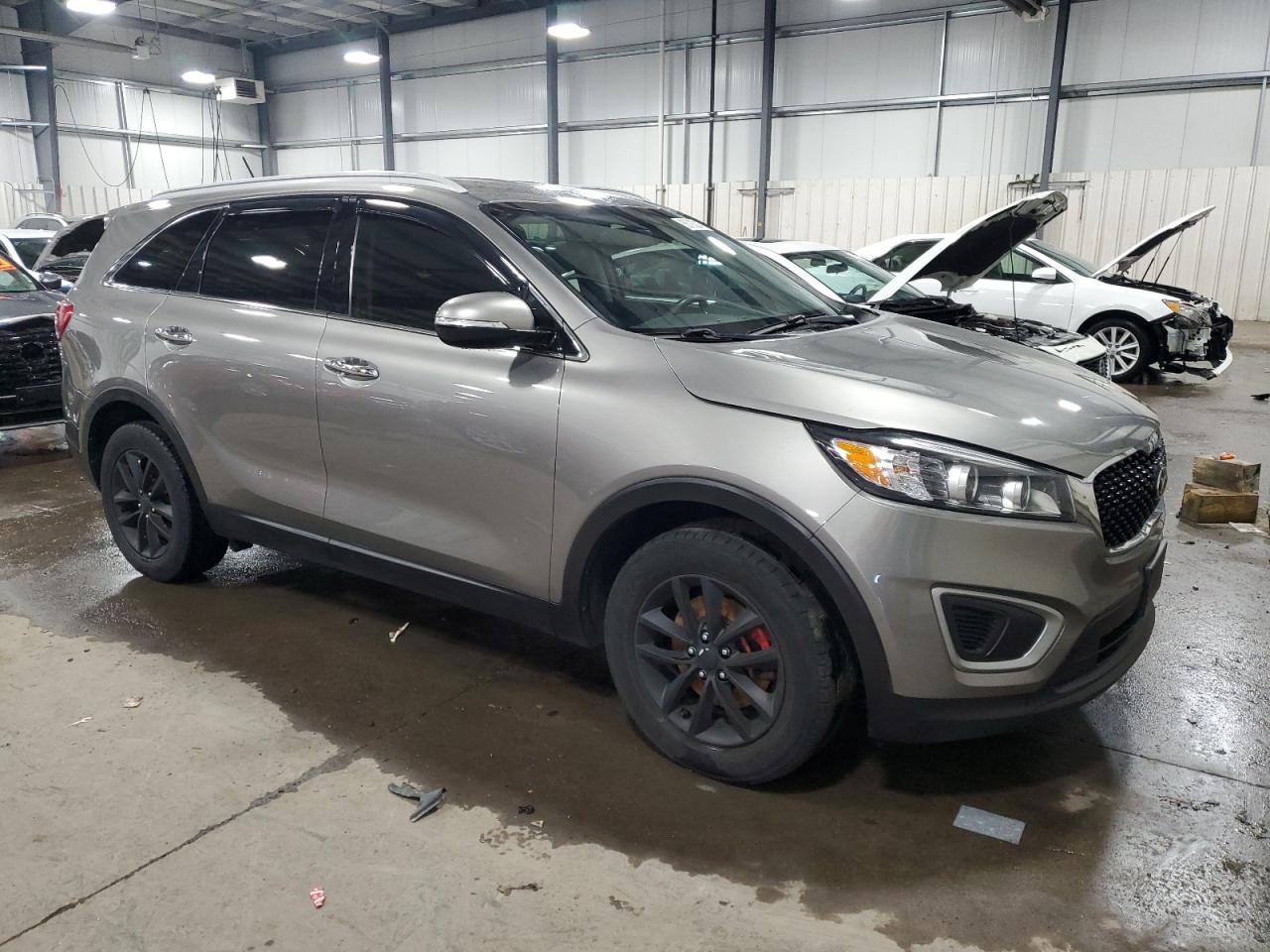 2017 Kia Sorento - Image 4