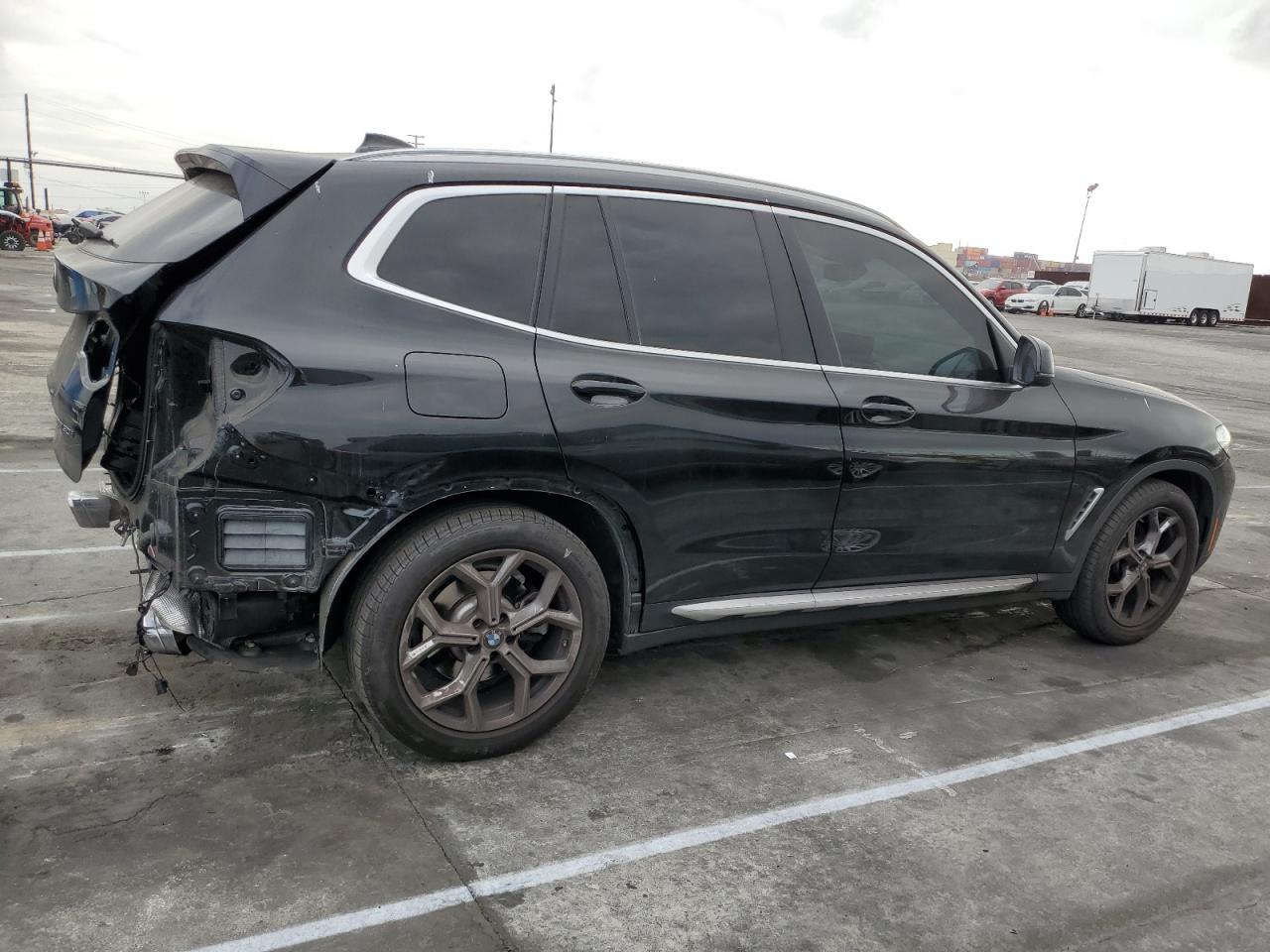 2022 BMW X3 - Image 3
