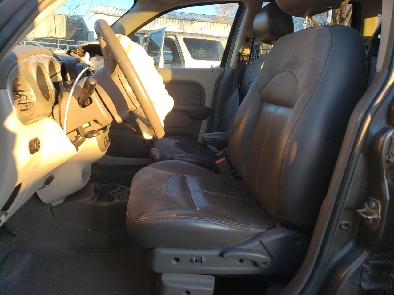 2002 Chrysler PT Cruiser - Image 7