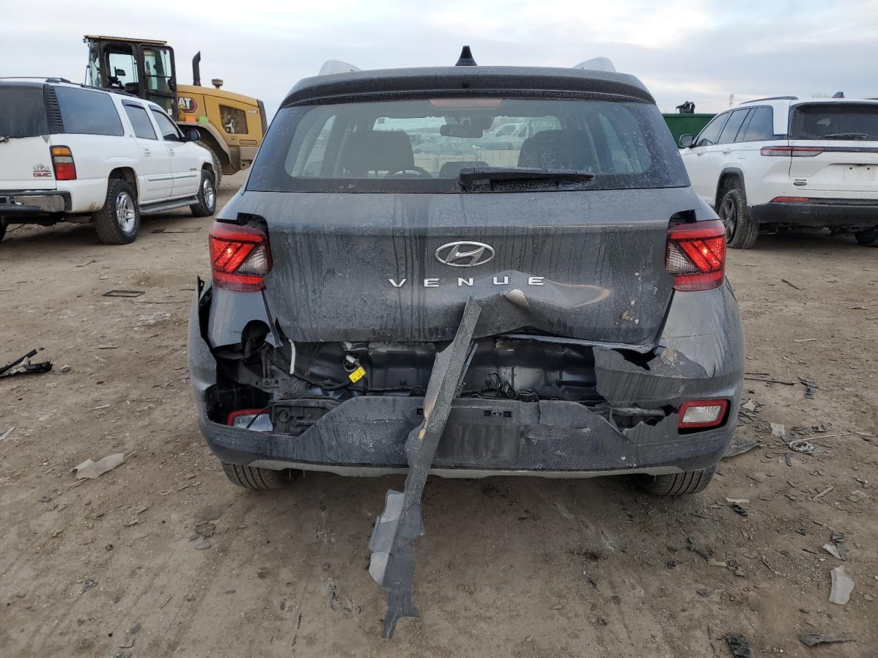 2021 Hyundai Venue - Image 6