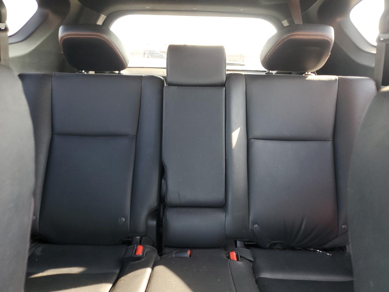 2018 Toyota RAV 4 - Image 10