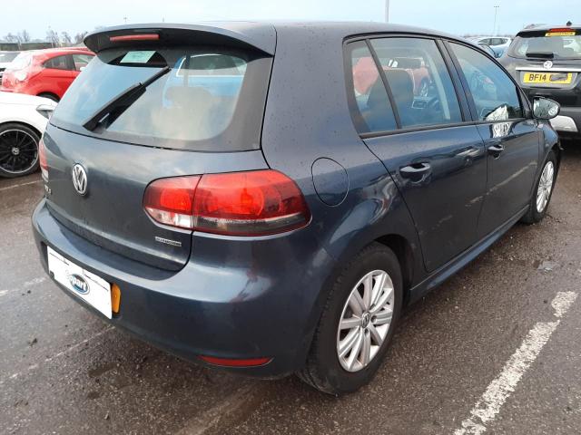 2012 VOLKSWAGEN GOLF S BLU