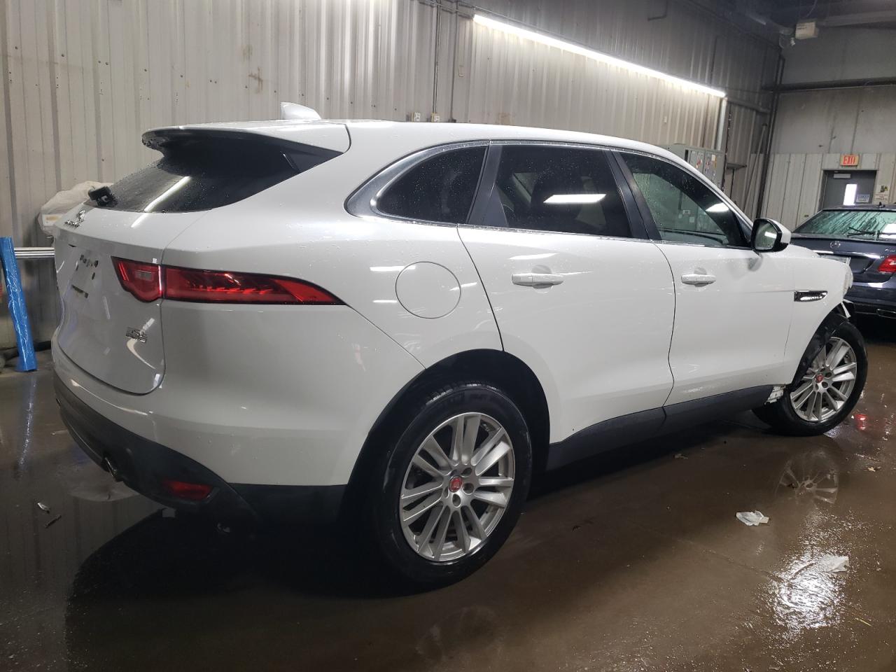 2017 Jaguar F-Pace - Image 3