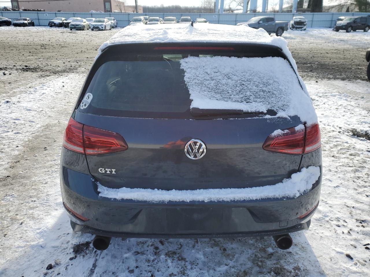 2018 Volkswagen GTI - Image 6